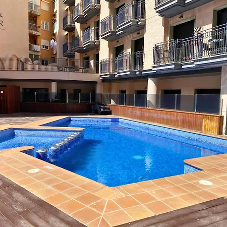 Yasumi - 4p Modern With Parking & Swimming Pool Apartman