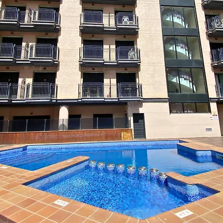Yasumi - 4p Modern With Parking & Swimming Pool * Lloret de Mar