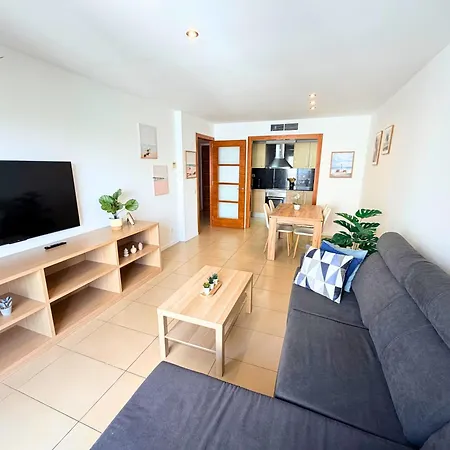 Yasumi - 4p Modern With Parking & Swimming Pool *