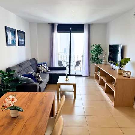 Yasumi - 4p Modern With Parking & Swimming Pool *