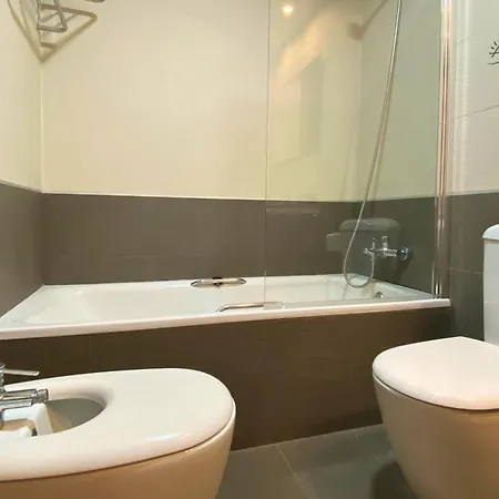 Yasumi - 4p Modern With Parking & Swimming Pool Apartman Lloret de Mar